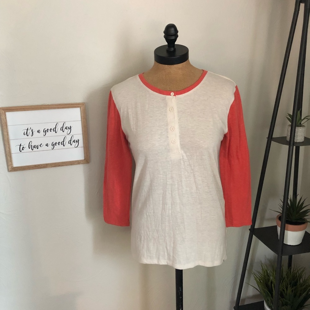 🍁3/4 Sleeve Coral and Cream Henley Baseball Tee